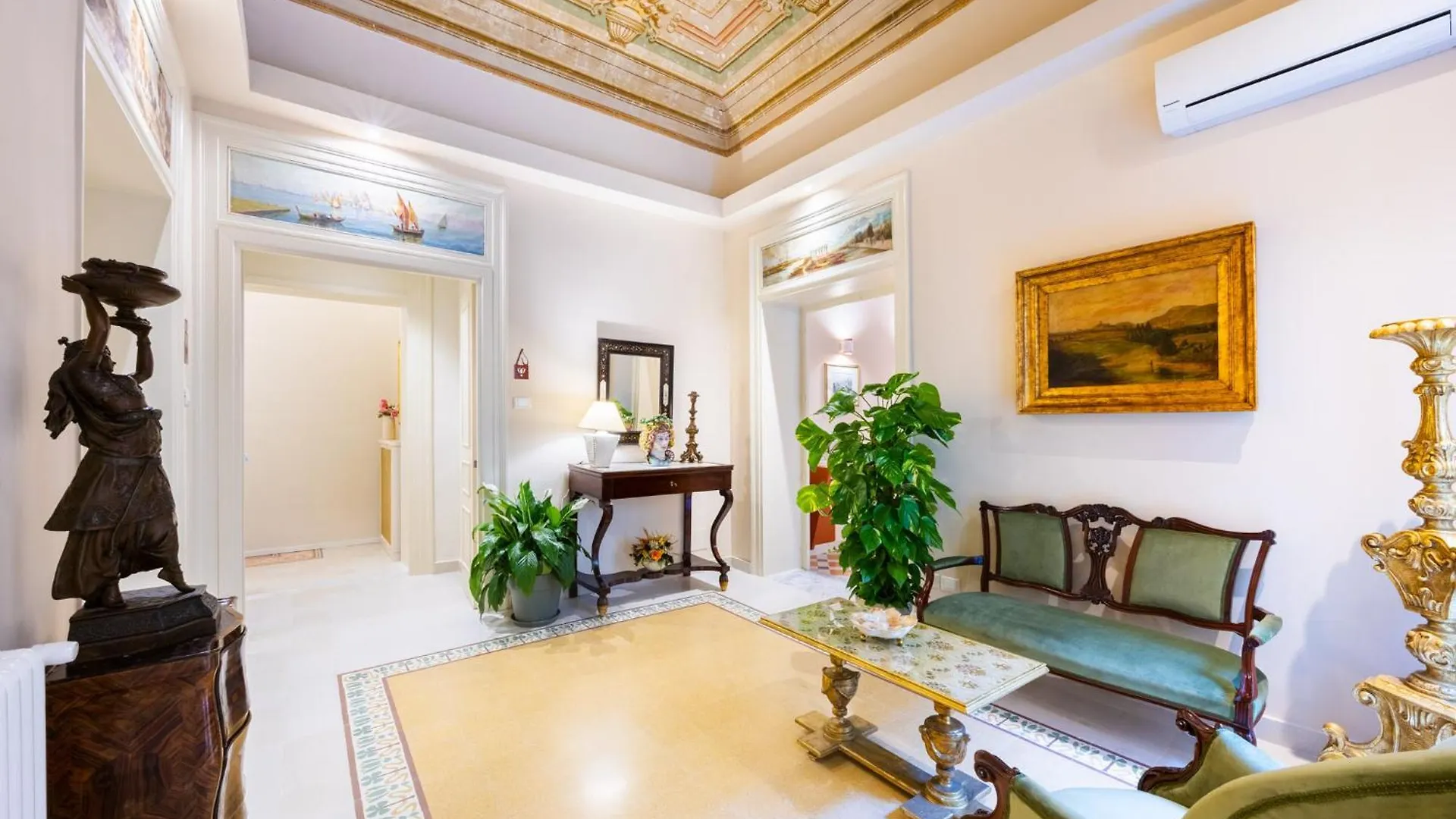 Bed & Breakfast Palazzo Genuardi - Charming Rooms - Palermo