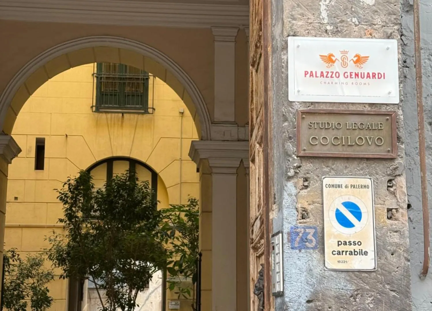 Bed & Breakfast Palazzo Genuardi - Charming Rooms - Palermo Italië